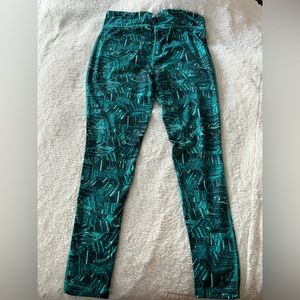 Cascade Performance Yoga Pants/Leggings